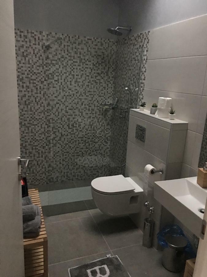 Studio Apartman Dado Apartment Бале Екстериор снимка